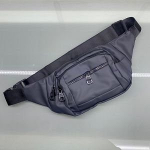 CANGURERA TOM. personalizada
